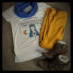 Manchester Orchestra band tee size medium